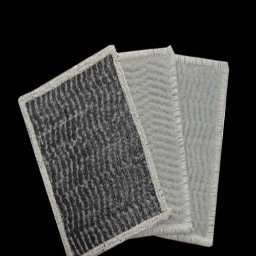 Geosynthetic Clay Liner 3 / 4 Layer Bentonite Waterproof Blanket 2 - 6m Width