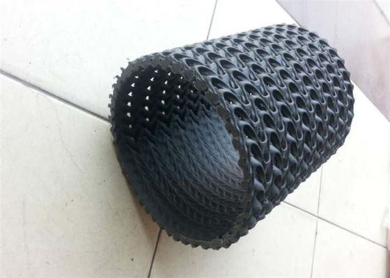 China Geocomposite Drain, Hard Water Permeable Pipe With Black Color supplier