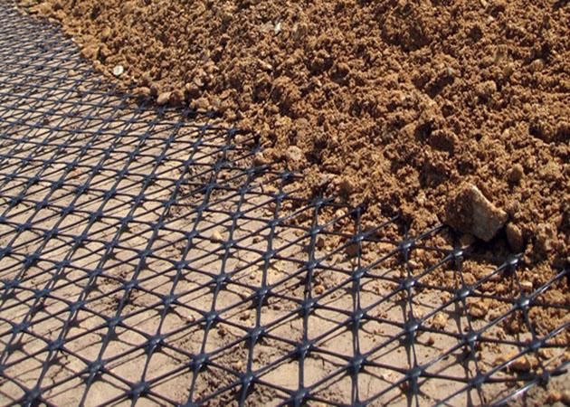 Biaxial Geogrid Reinforcing Fabric Square Network For Railways Construction