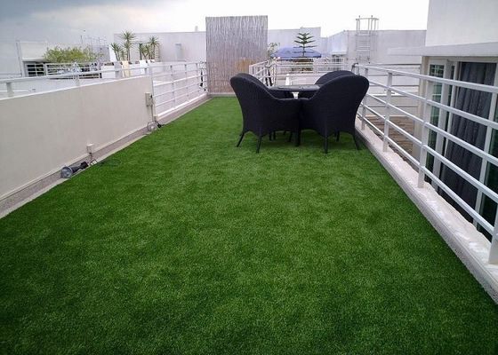 China Balcony Artificial Turf Grass , Artificial Putting Turf 10mm~60mm Pile Height factory